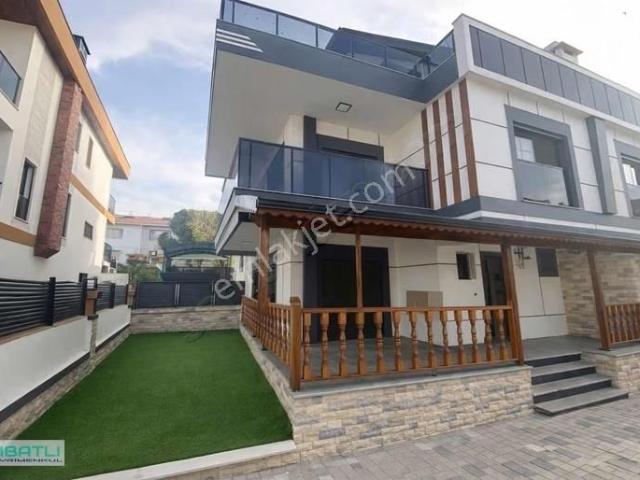 Aydınlıkevler Mahallesi, Çiğli içerisinde satılık Villa