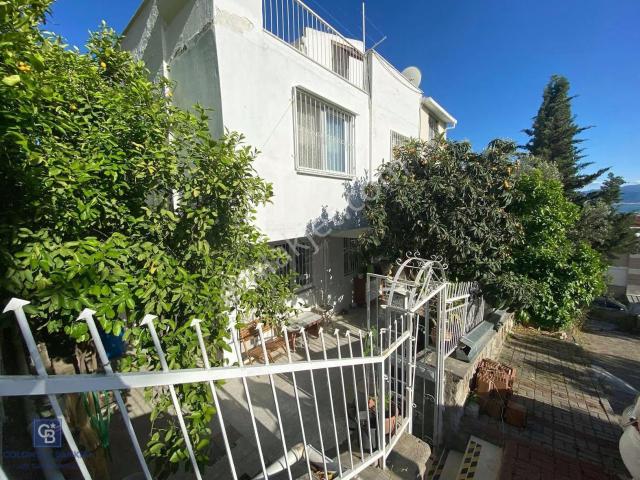 Çiğli, İzmir içerisinde satılık Villa