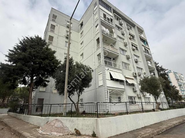 Çiğli, İzmir içerisinde satılık mülk