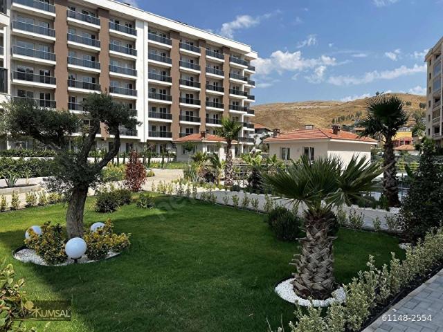 Çiğli, İzmir içerisinde satılık mülk