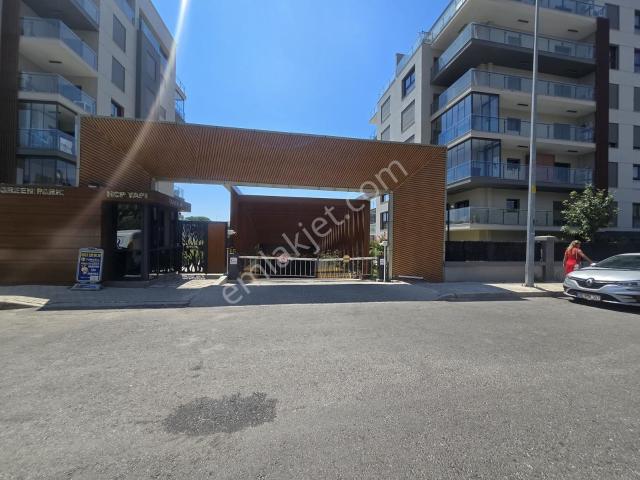 Çiğli, İzmir içerisinde kiralık mülk