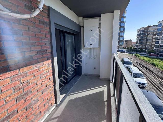 Çiğli, İzmir içerisinde satılık mülk
