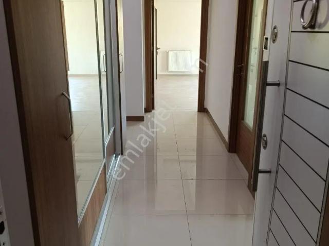 Çiğli, İzmir içerisinde kiralık mülk