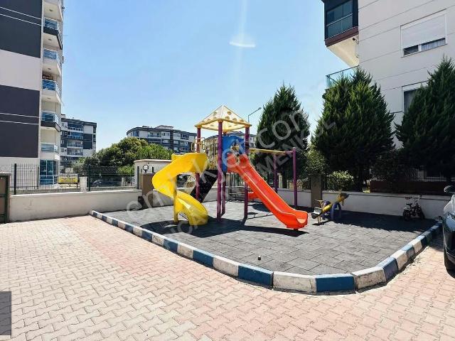 Çiğli, İzmir içerisinde kiralık mülk