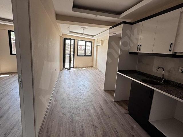 Çiğli, İzmir içerisinde satılık mülk