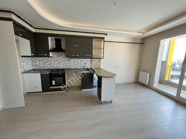 Çiğli, İzmir içerisinde kiralık mülk