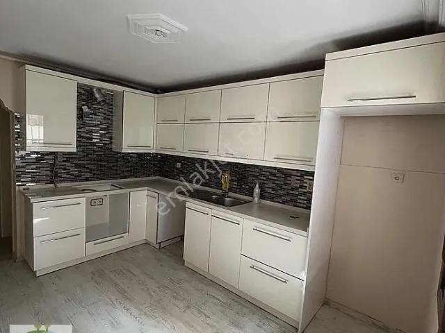 Küçük Çiğli Mahallesi, Çiğli içerisinde kiralık mülk