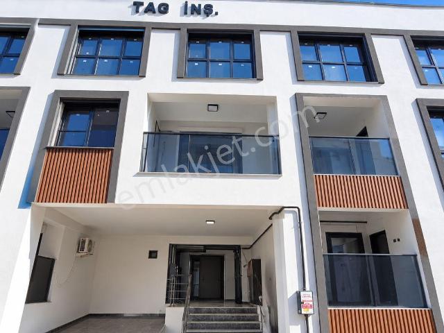 Yeni Mahalle Mahallesi, Çiğli içerisinde kiralık mülk