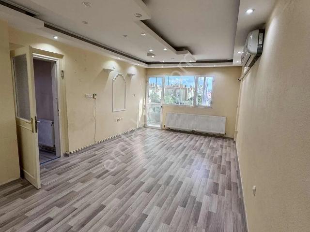Çiğli, İzmir içerisinde satılık mülk