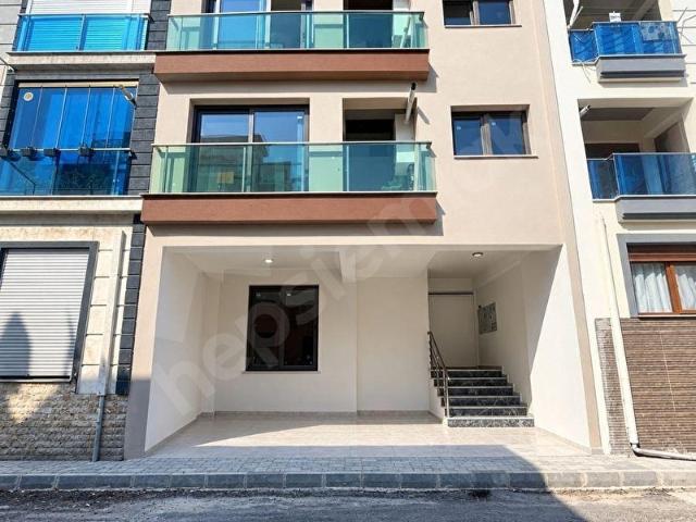 Çiğli, İzmir içerisinde satılık mülk