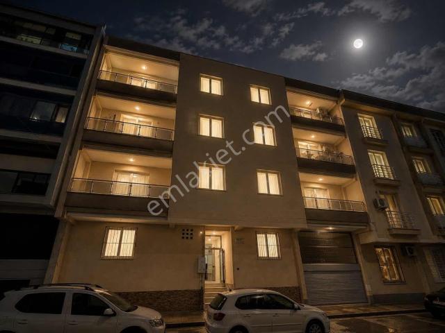 Çiğli, İzmir içerisinde satılık mülk