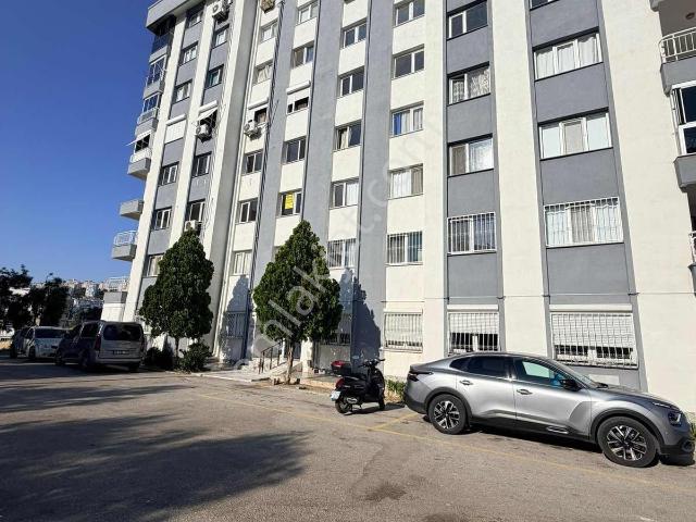 Çiğli, İzmir içerisinde satılık mülk