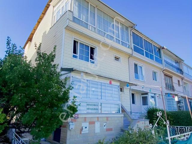 İlkyerleşim Mahallesi, Yenimahalle içerisinde kiralık Villa