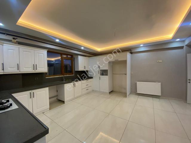 Şanliurfa içerisinde kiralık mülk