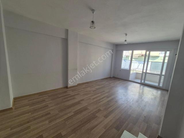 Akdeniz, Mersin içerisinde kiralık mülk