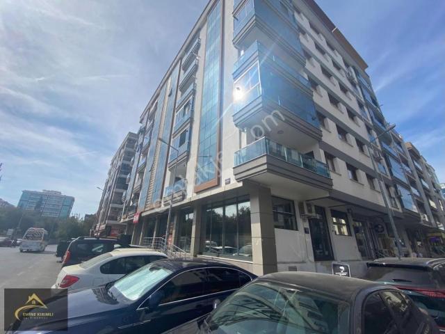 Karşiyaka, İzmir içerisinde satılık mülk