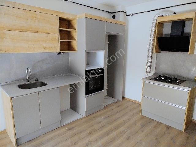 Karşiyaka, İzmir içerisinde kiralık mülk