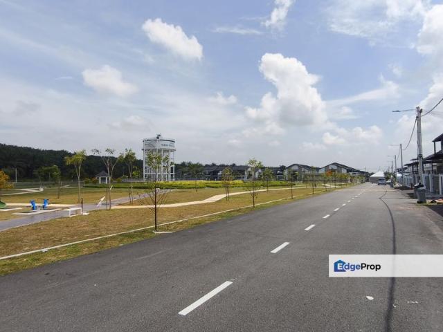 House for sale in Malaka