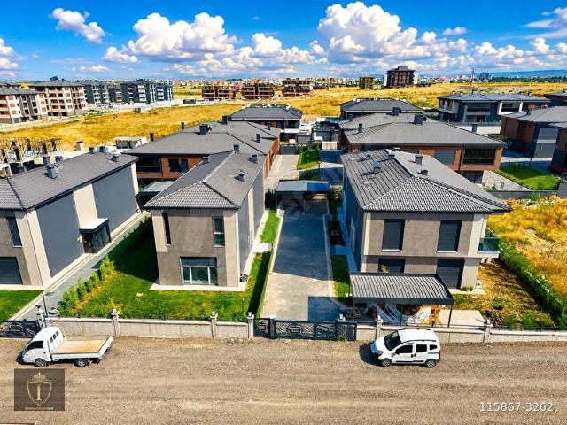 Tepebaşi, Eskişehir içerisinde satılık Villa