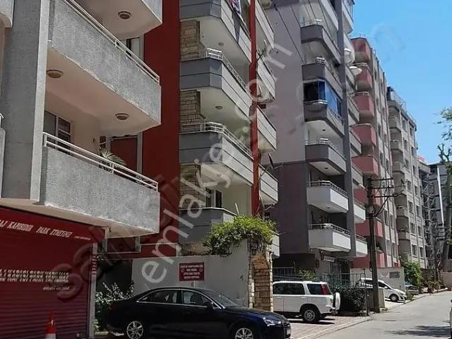 İzmit, Kocaeli içerisinde kiralık mülk