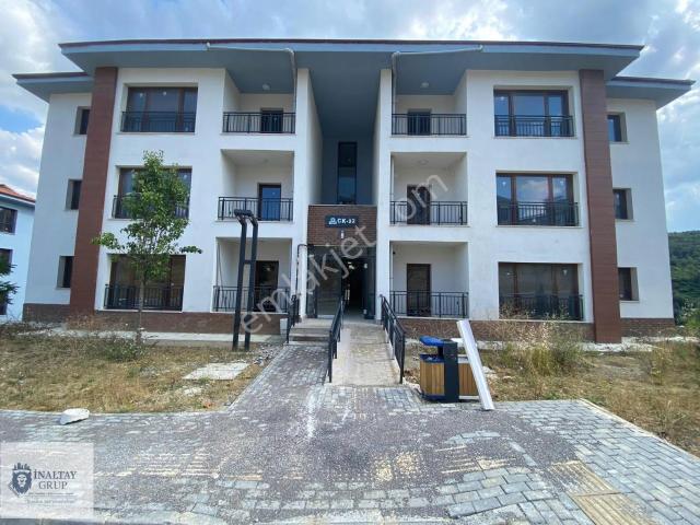 İzmit, Kocaeli içerisinde kiralık mülk