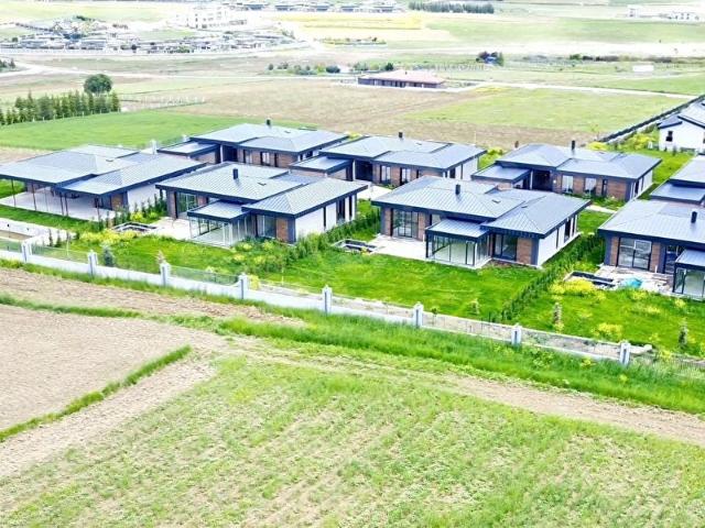Gölbaşi, Ankara içerisinde satılık Villa
