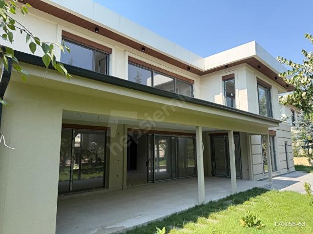 İncek Mahallesi, Gölbaşı içerisinde satılık Villa