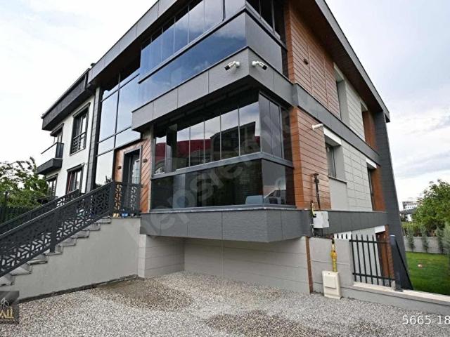 Gölbaşi, Ankara içerisinde satılık Villa