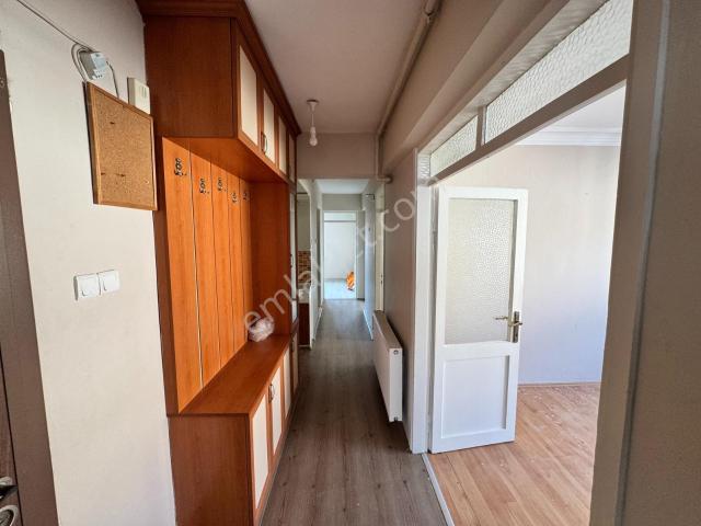 Tire, İzmir içerisinde kiralık mülk