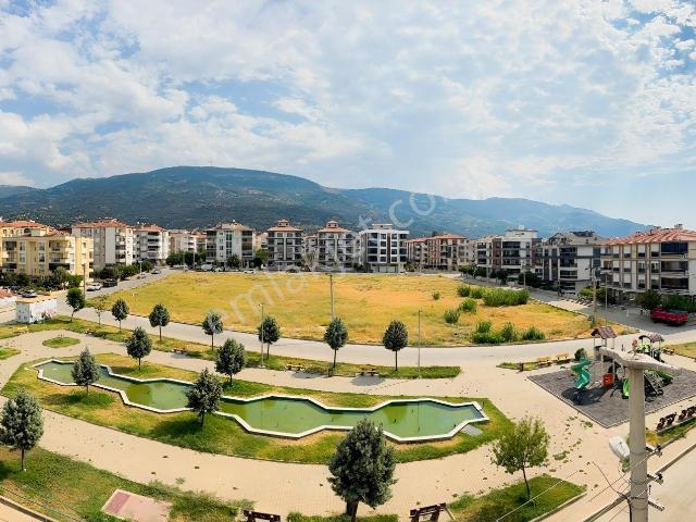 Tire, İzmir içerisinde satılık mülk