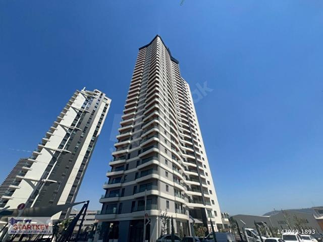 Konak, İzmir içerisinde satılık mülk
