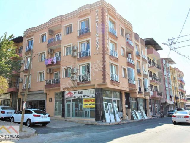 Buca, İzmir içerisinde kiralık mülk