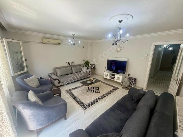 Konak, İzmir içerisinde satılık mülk