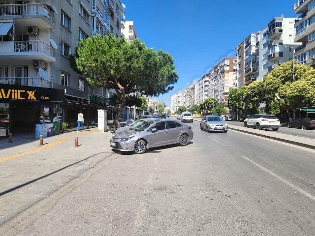 Karabağlar, İzmir içerisinde satılık mülk