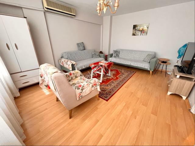 Konak, İzmir içerisinde satılık mülk