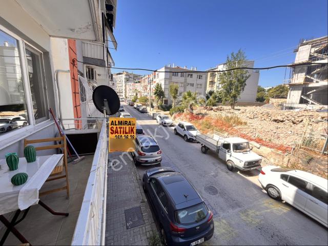 Konak, İzmir içerisinde satılık mülk