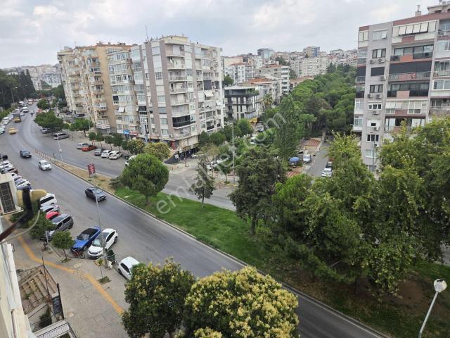 Konak, İzmir içerisinde satılık mülk