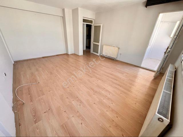 Konak, İzmir içerisinde satılık mülk