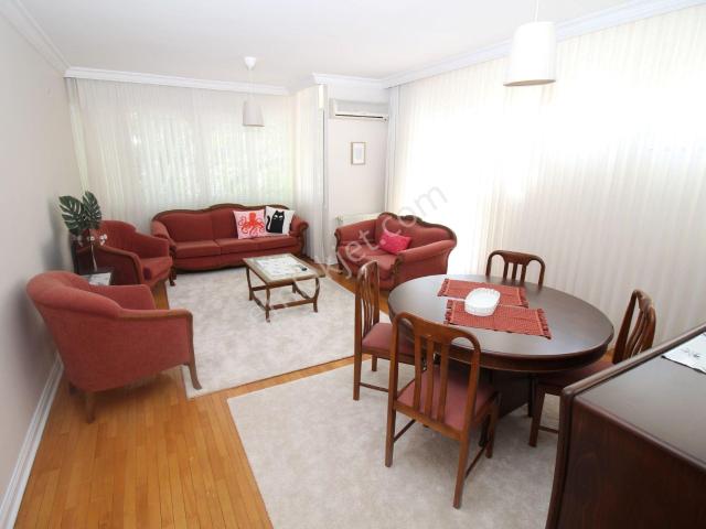 Karabağlar, İzmir içerisinde kiralık mülk