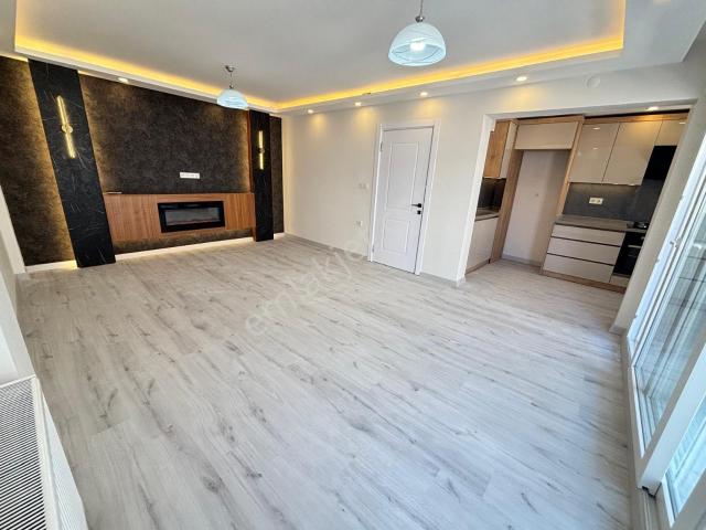 Konak, İzmir içerisinde satılık mülk