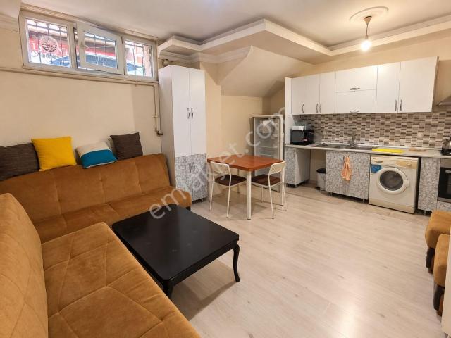 İnönü Mahallesi, Küçükçekmece içerisinde kiralık mülk