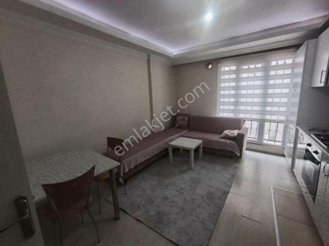 İnönü Mahallesi, Küçükçekmece içerisinde kiralık mülk