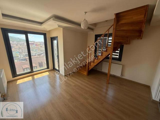 Ataşehir, İstanbul içerisinde kiralık mülk