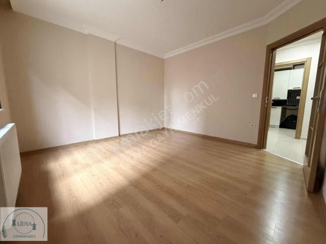 Ataşehir, İstanbul içerisinde kiralık mülk