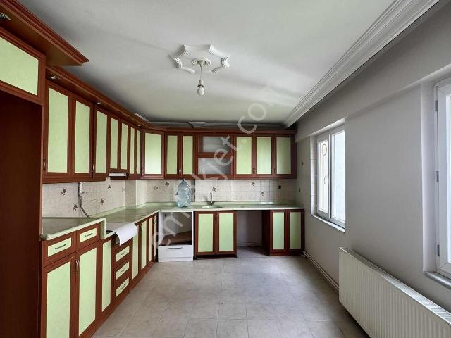 Akhisar, Manisa içerisinde kiralık mülk