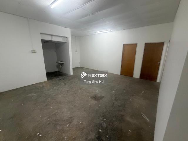 Warehouse for rent in Johor