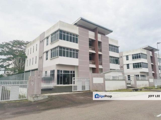 Warehouse for sale in Bukit Ledang, Johor