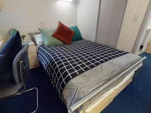 Apartment for rent in Huddersfield, West Yorkshire