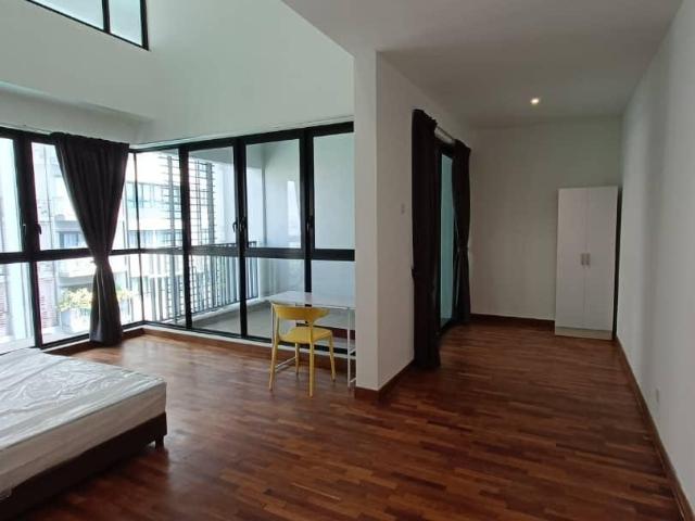 Room for rent in Petaling, Alam Impian