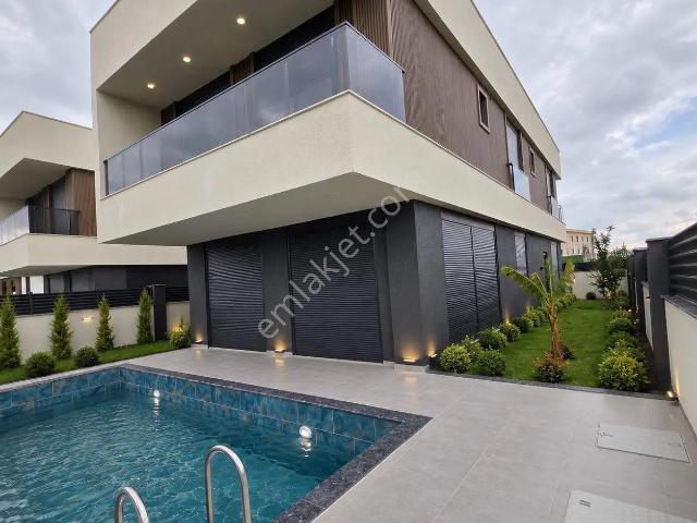 Altınkale, Döşemealtı içerisinde satılık Villa